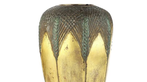 Jean DUNAND (1877-1942) « Épis de blé », c. 1912. Vase en bronze à corps ovoïde