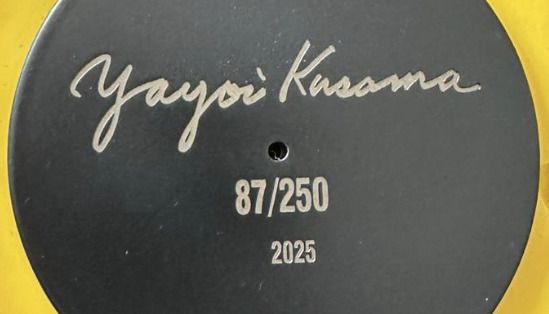 Signature de Yayoi Kusama