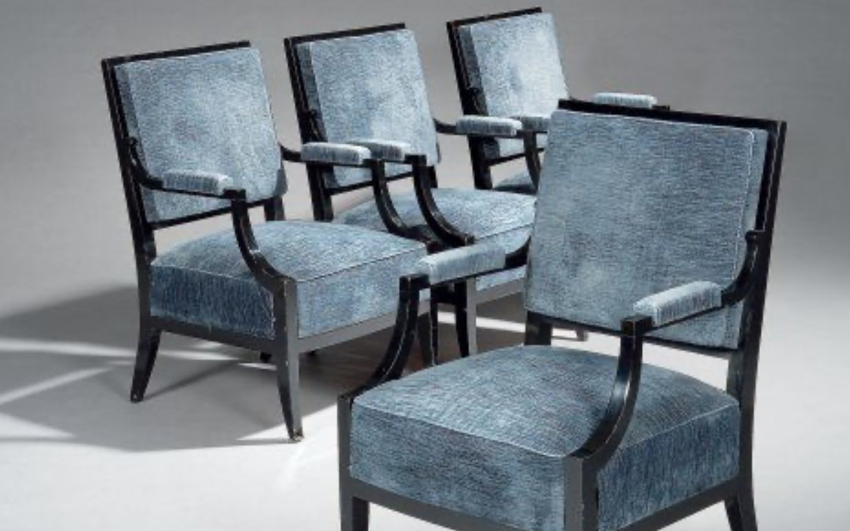 Jean Royère, chaises en bois