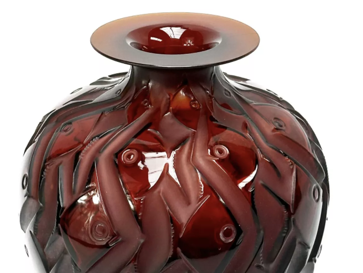 Ren&eacute; LALIQUE (1860-1945) Vase &laquo;Penthi&egrave;vre&raquo;