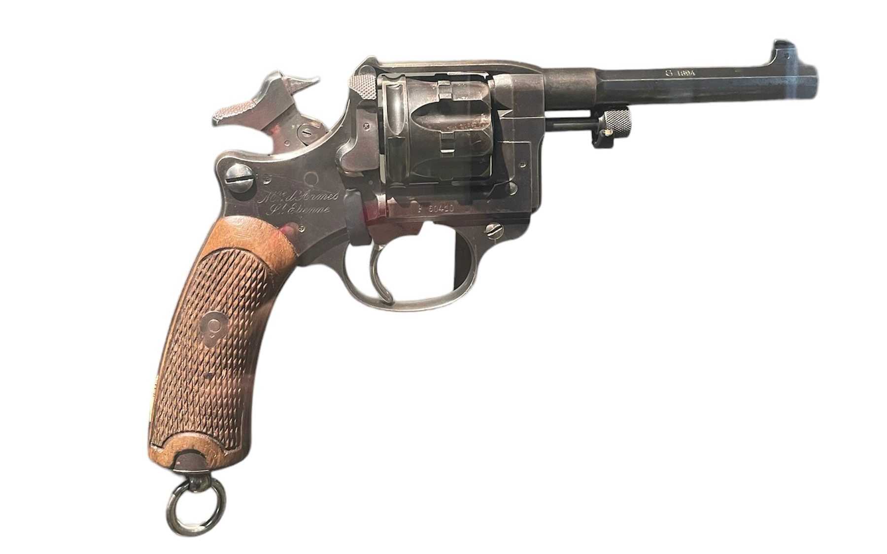 Revolver Saint Etienne modèle 1892