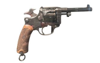 Revolver Saint Etienne modèle 1892