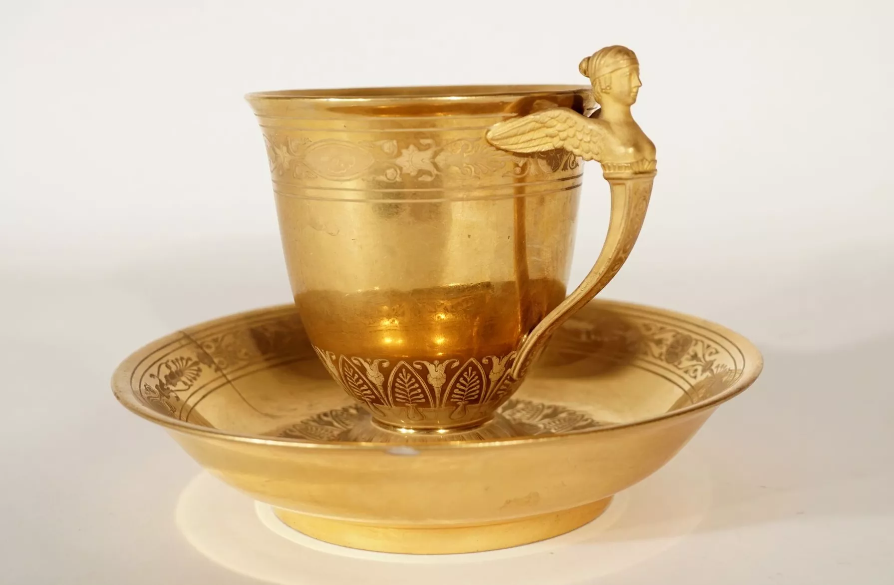 Dihl et Gu&eacute;rhard - Tasse en porcelaine provenant du service l'imp&eacute;ratrice Jos&eacute;phine