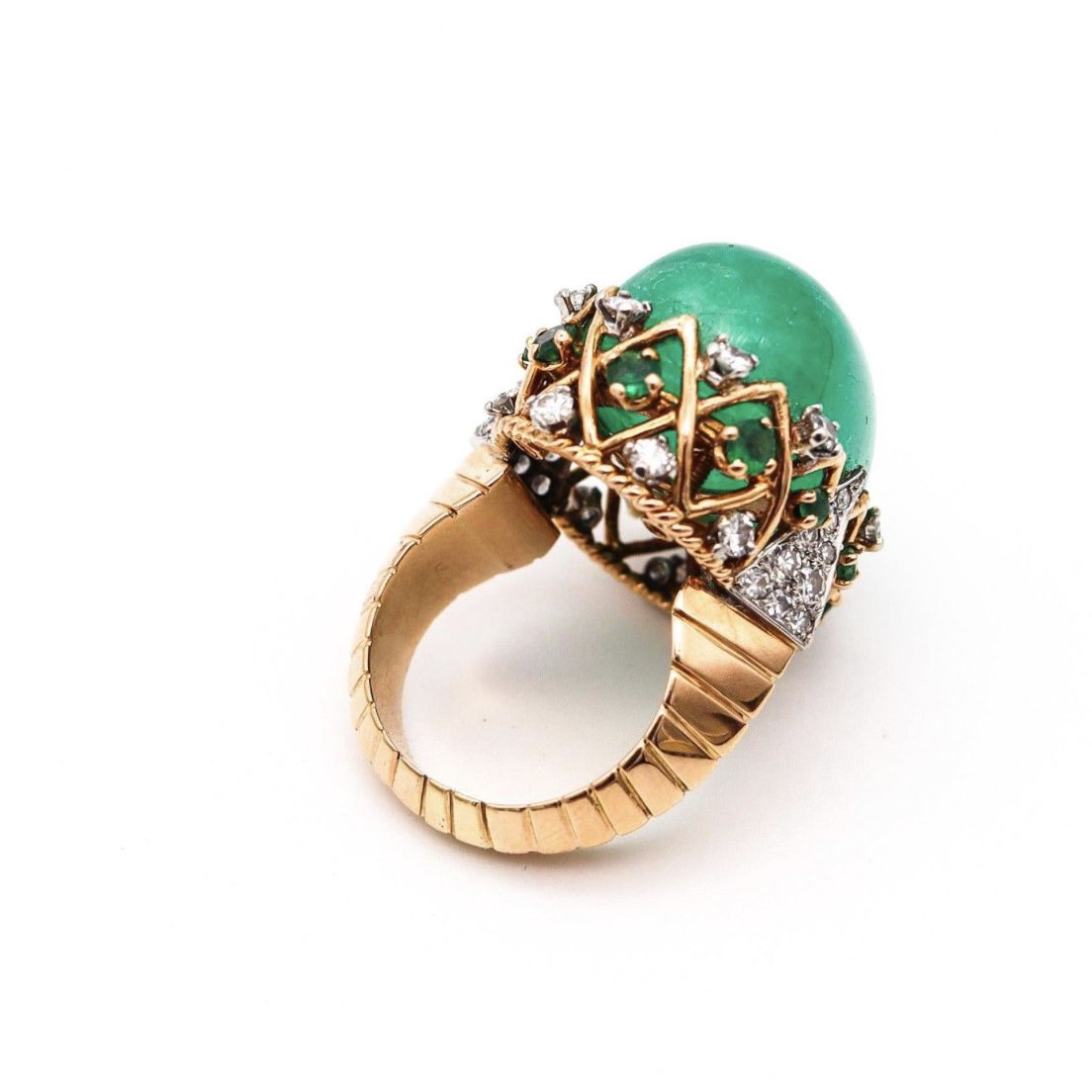 Pierre Sterl&eacute;, bague en or jaune et diamants