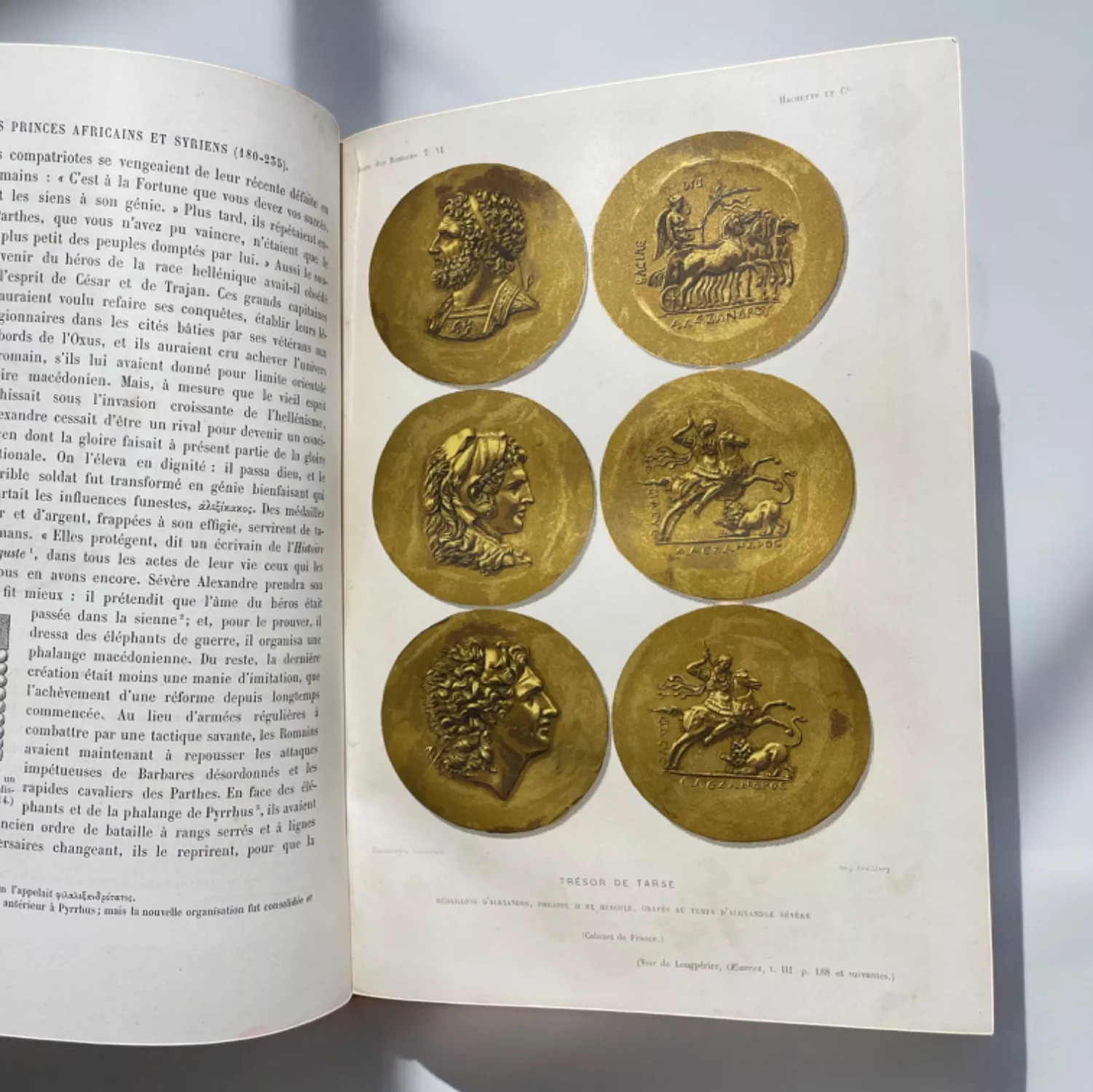 Livre ancien sur Rome, int&eacute;rieur illustr&eacute;
