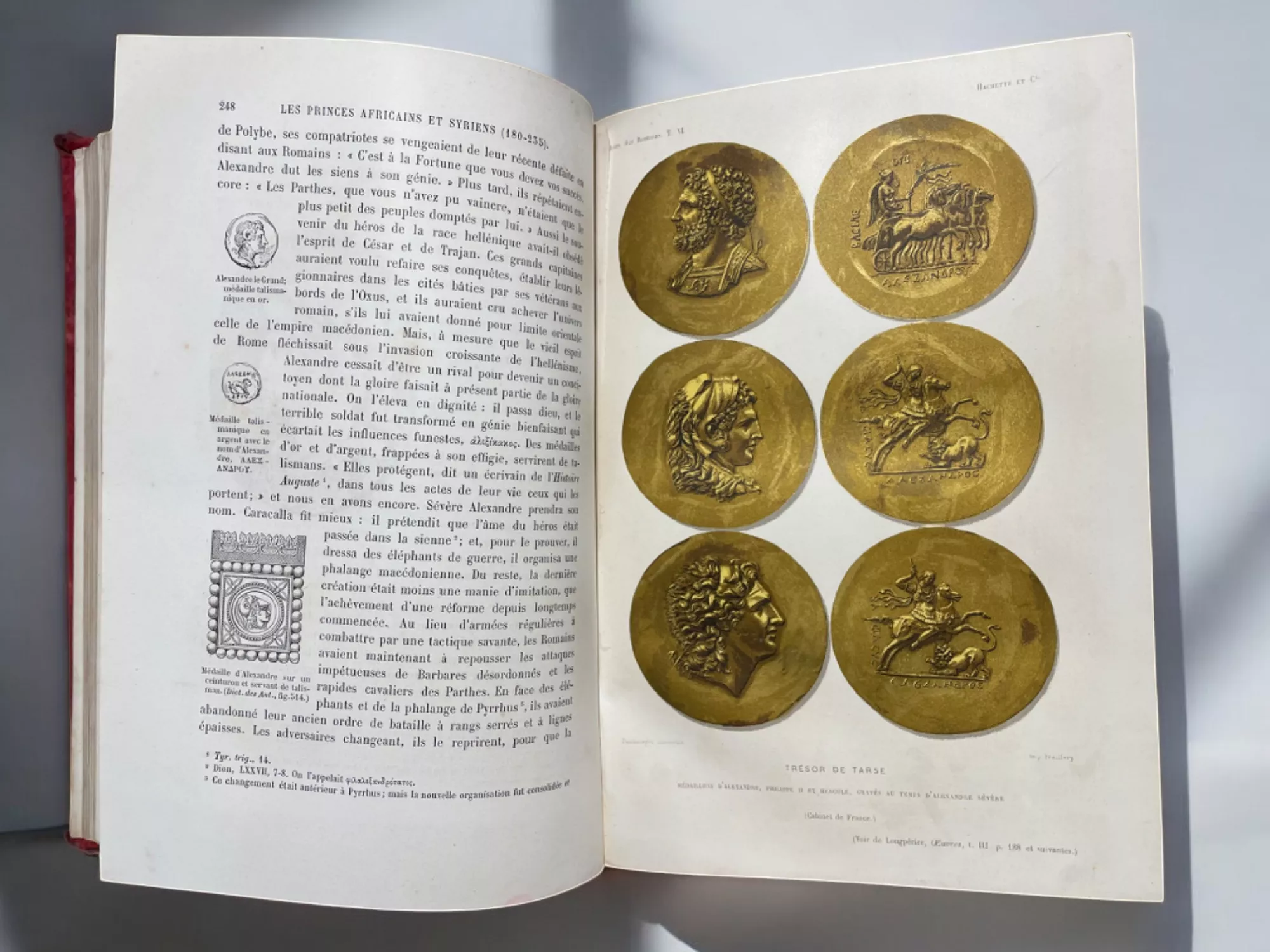 Livre ancien sur Rome, int&eacute;rieur illustr&eacute;