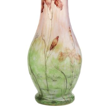 DAUM - NANCY, « Iris d’eau et libellules ». Vase ovoïde à col conique sur base ourlé