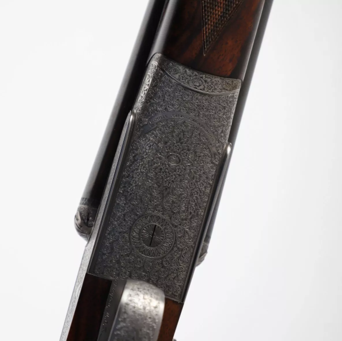 Fusil Granger &agrave; platine, d&eacute;tail de la gravure