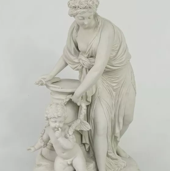 S&egrave;vres, biscuit en porcelaine, groupe sculpt&eacute;
