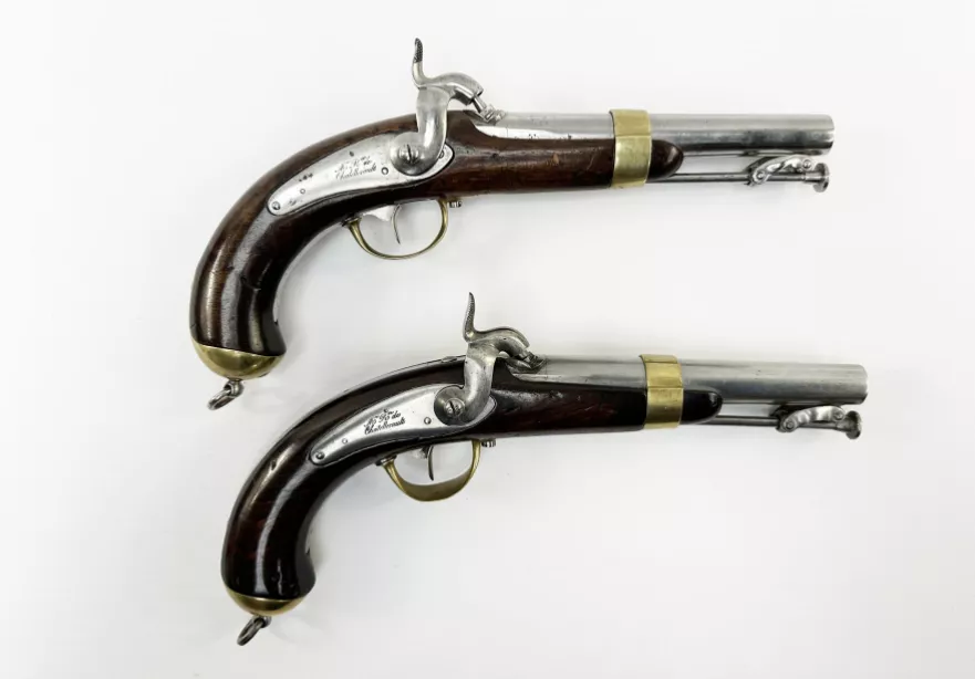 Pistolets de marine &agrave; percussion, mod&egrave;le 1837
